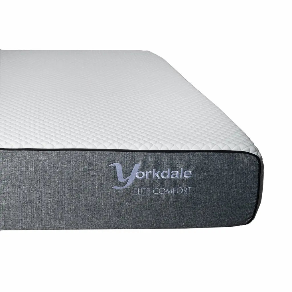 Matelas Yorkdale Elite Comfort avec une housse blanche en mousse à mémoire de forme et un contour gris élégant.