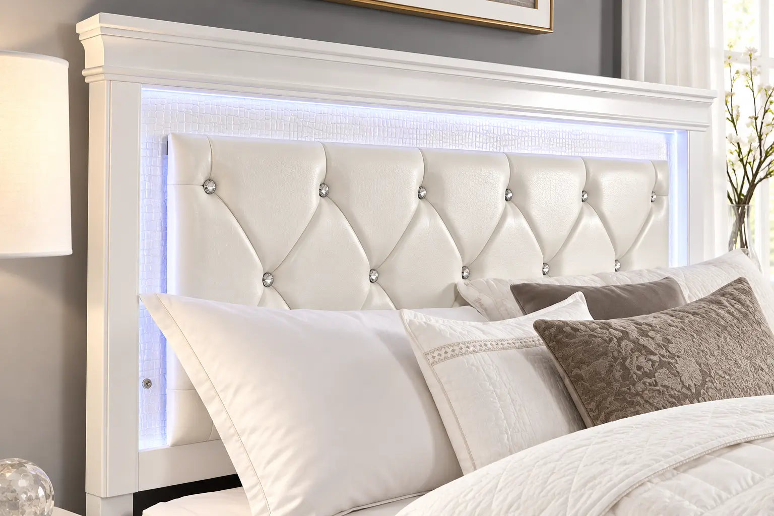 Pompei Bed 60" (White)