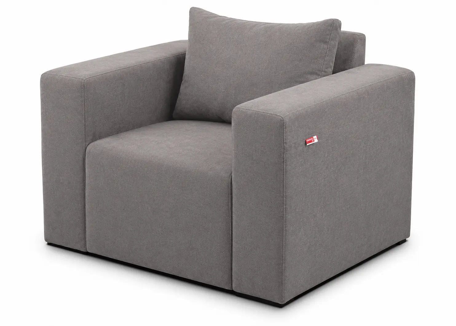 Fauteuil Optimum Plus en tissu gris, avec des lignes modernes et des coussins confortables. Idéal pour un intérieur contemporain.